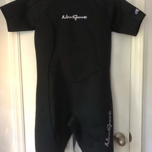 Neosport 3mm Shortie Wetsuit Size 12